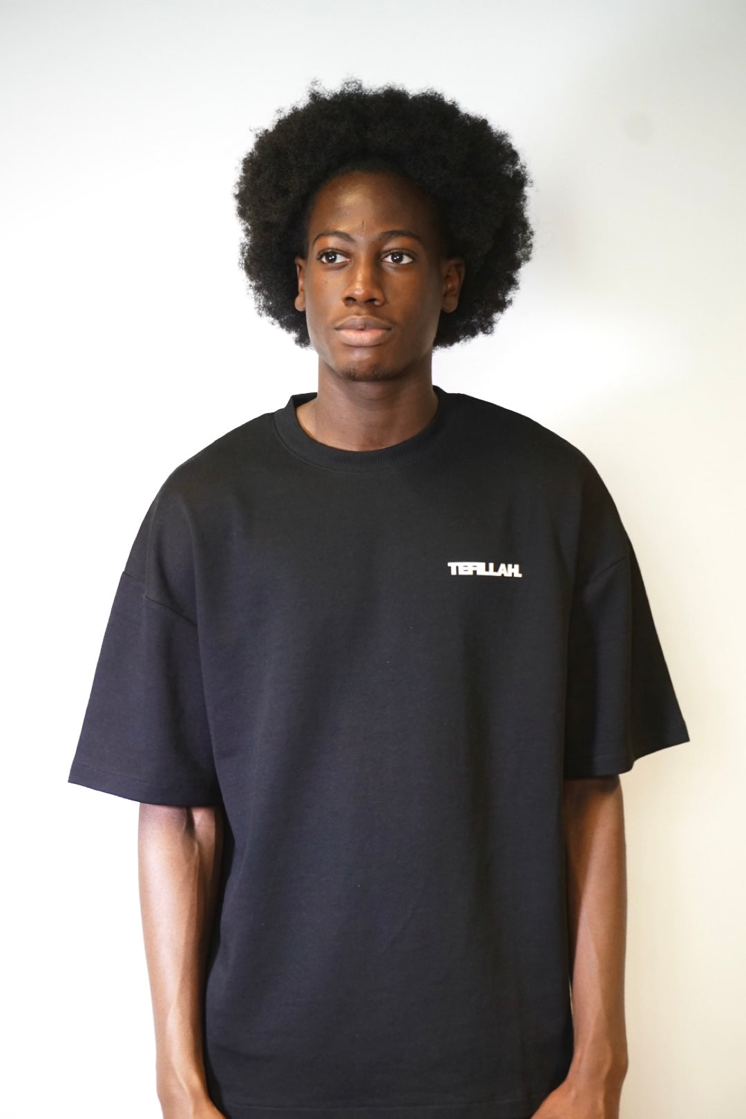 „TEFILLAH.“ OVERSIZED T-SHIRT - (BLACK)